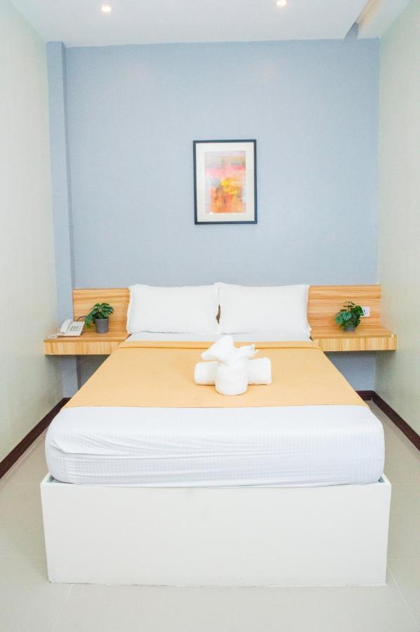 Elti Suites By Bluebookers Angeles Exteriér fotografie