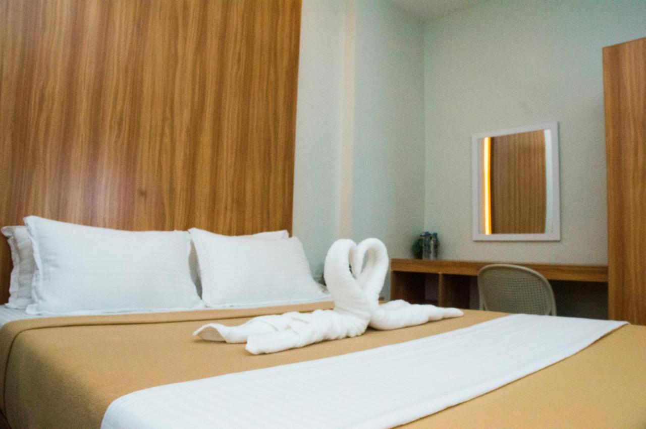 Elti Suites By Bluebookers Angeles Exteriér fotografie